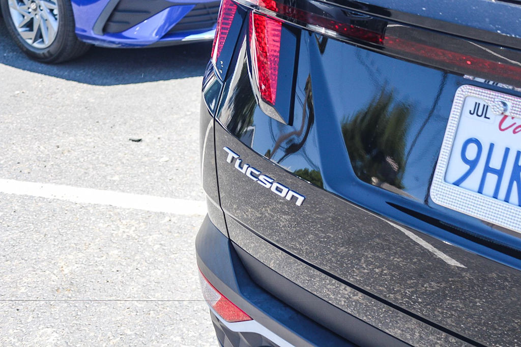 Thumbnail: 2023 Hyundai Tucson - 18