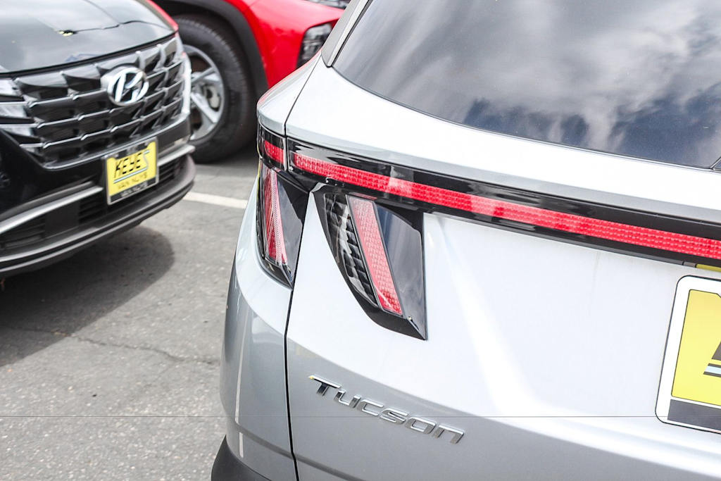 Thumbnail: 2023 Hyundai Tucson - 19