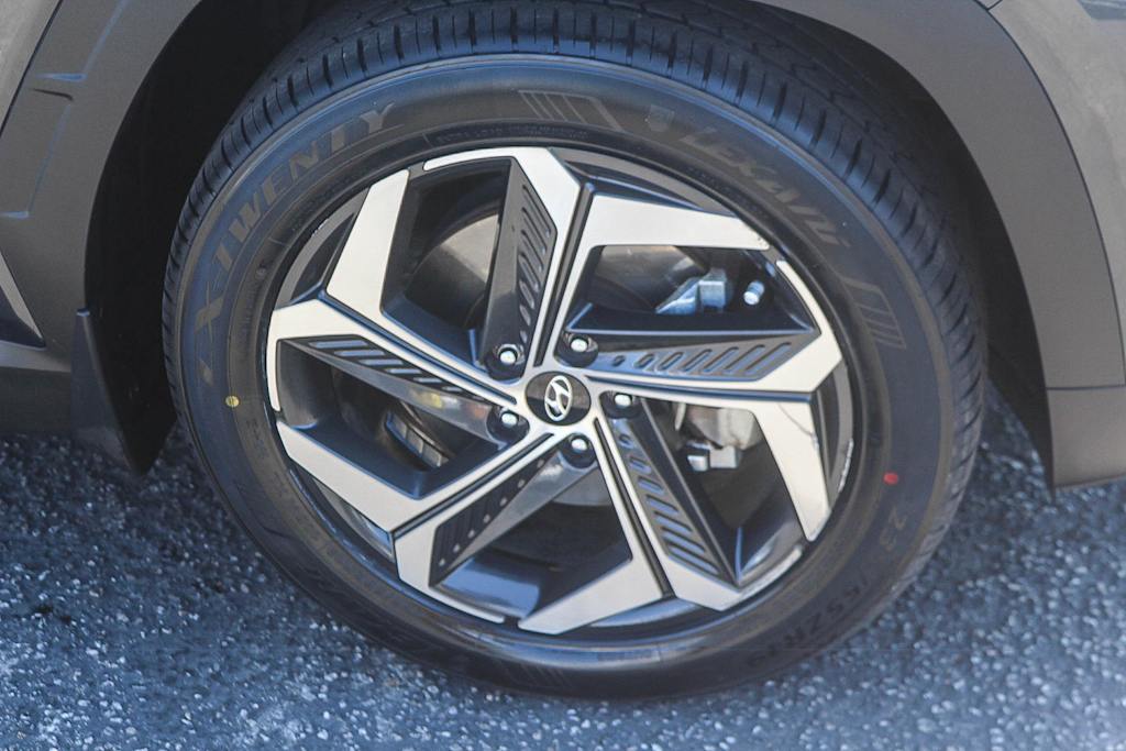 Thumbnail: 2022 Hyundai Tucson - 21