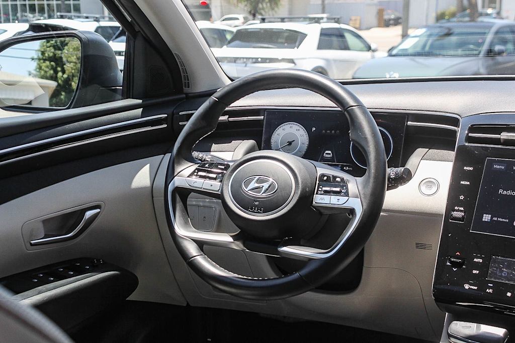 Thumbnail: 2023 Hyundai Tucson - 9