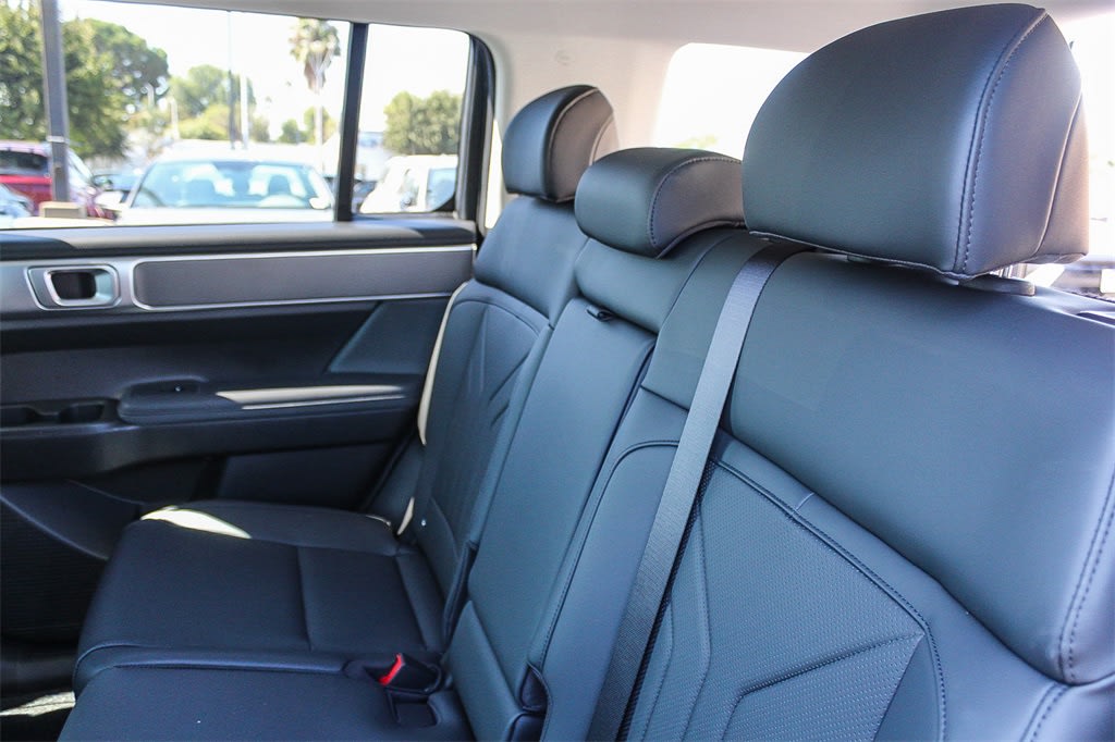 Thumbnail: 2026 Hyundai Santa Fe - 9