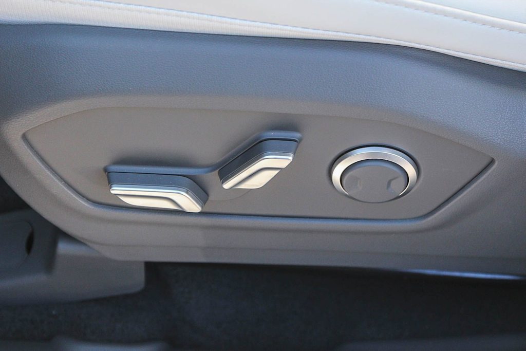 Thumbnail: 2026 Hyundai Santa Fe - 24