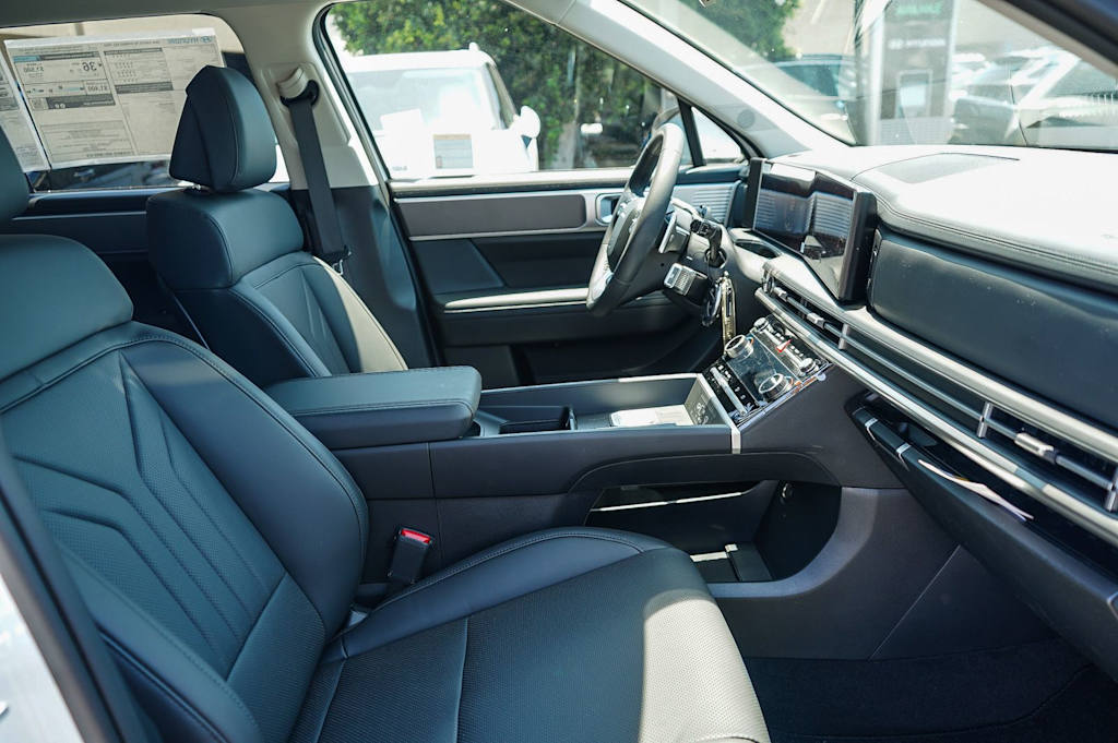 Thumbnail: 2026 Hyundai Santa Fe - 9