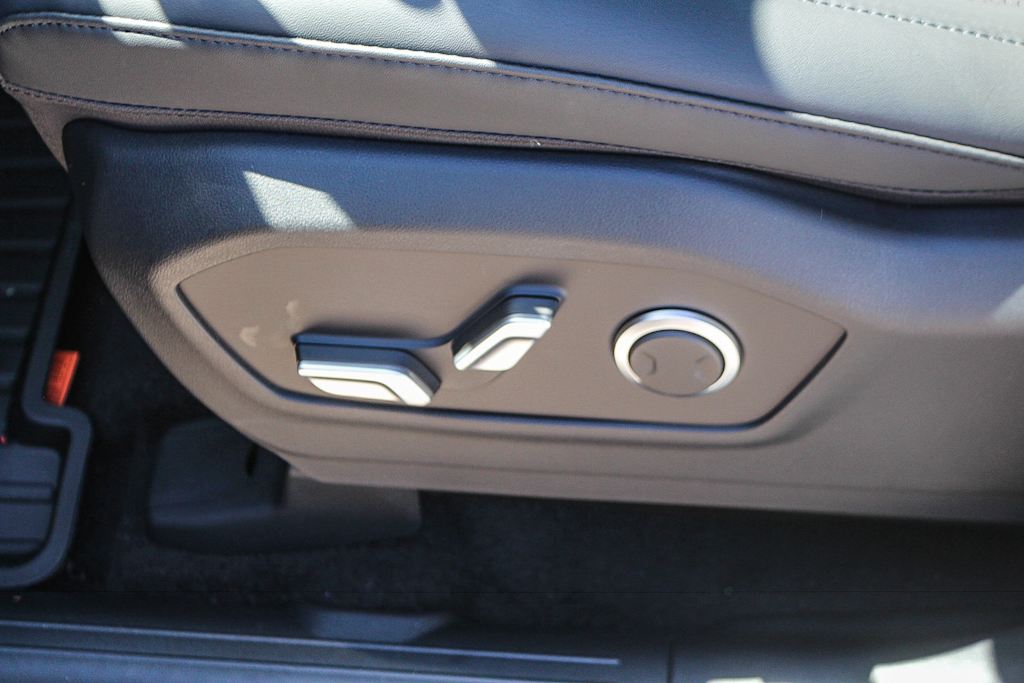 Thumbnail: 2027 Hyundai Santa Fe - 26