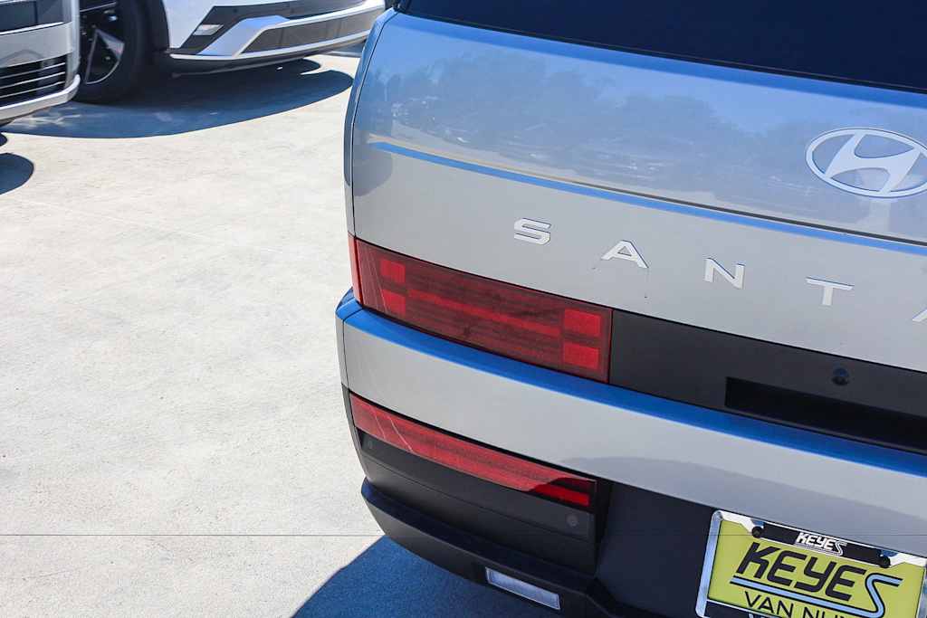 Thumbnail: 2027 Hyundai Santa Fe - 18