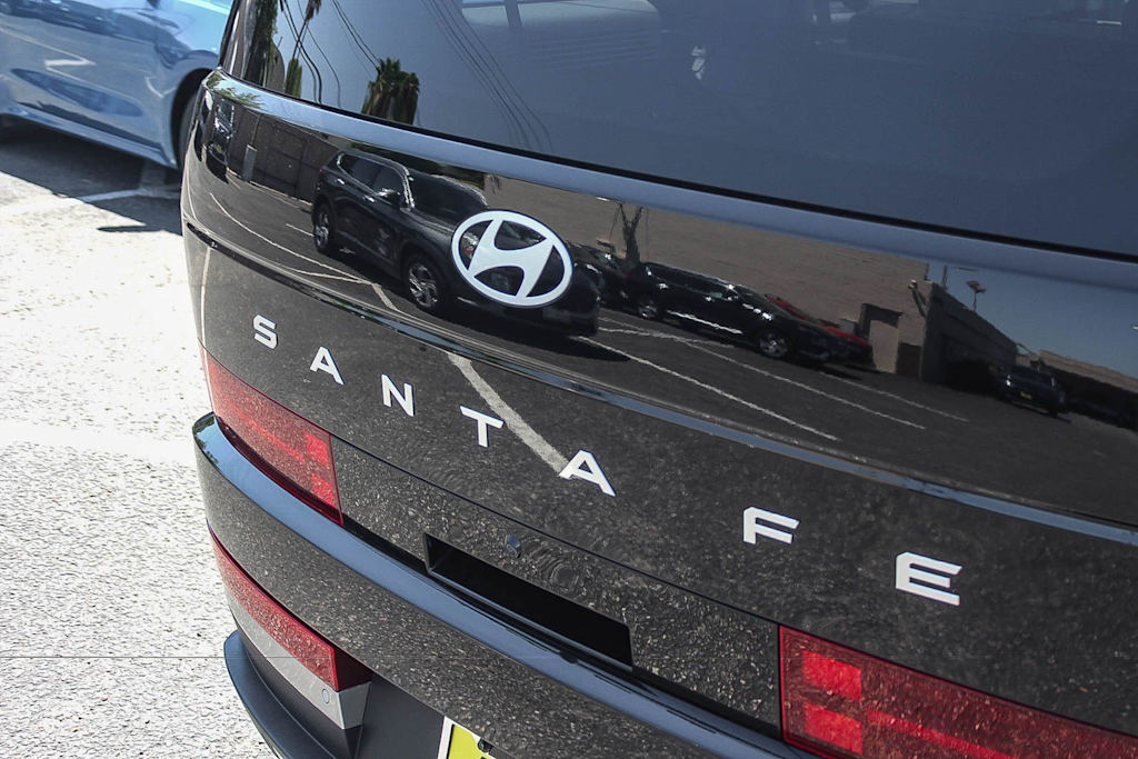 Thumbnail: 2024 Hyundai Santa Fe - 19