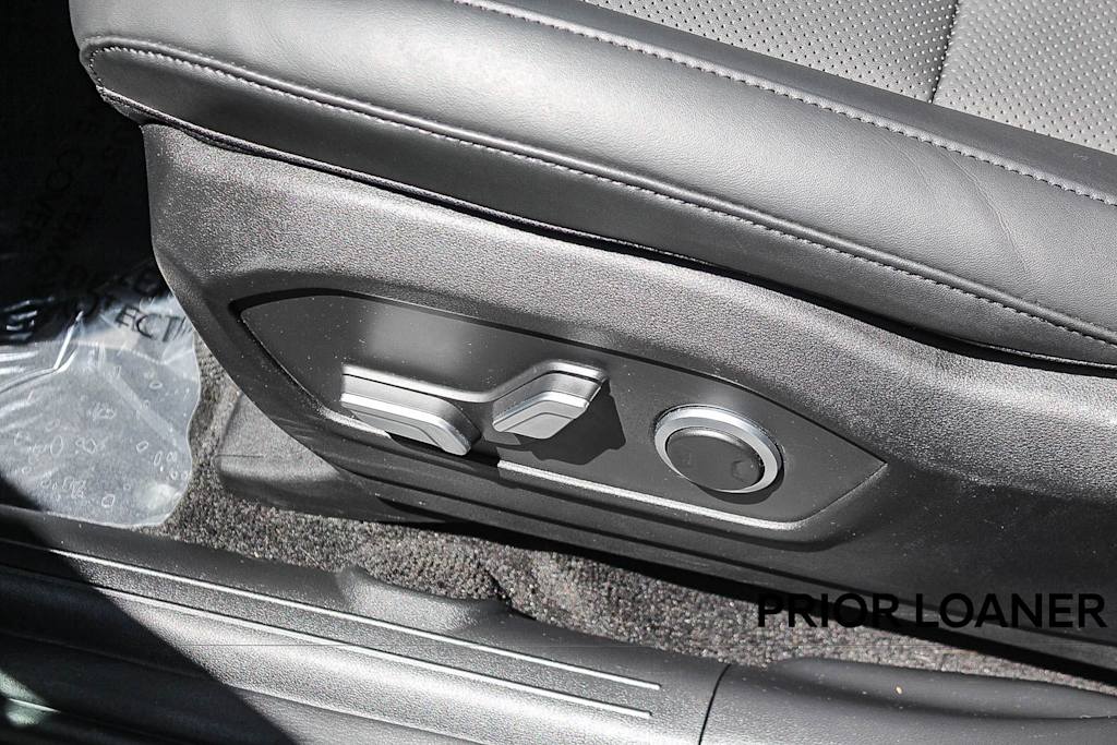 Thumbnail: 2025 Hyundai Santa Fe - 28