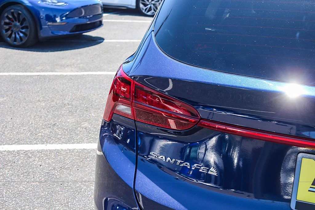 Thumbnail: 2023 Hyundai Santa Fe - 22