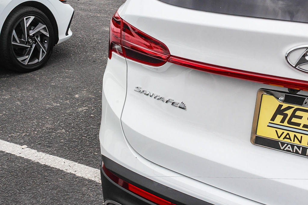 Thumbnail: 2023 Hyundai Santa Fe - 6
