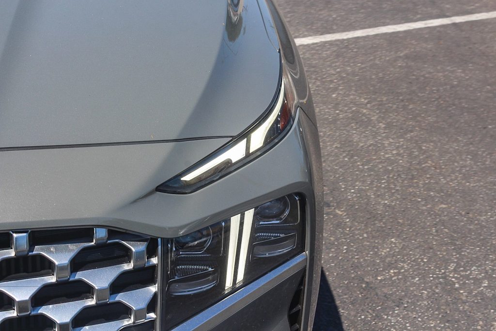Thumbnail: 2022 Hyundai Santa Fe - 6