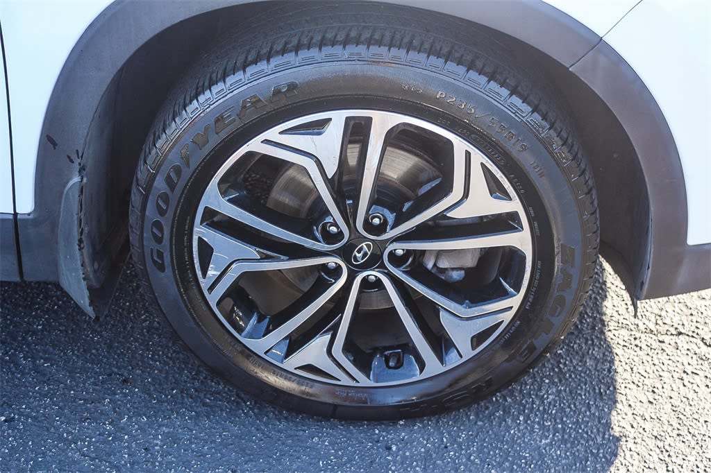 Thumbnail: 2020 Hyundai Santa Fe - 21