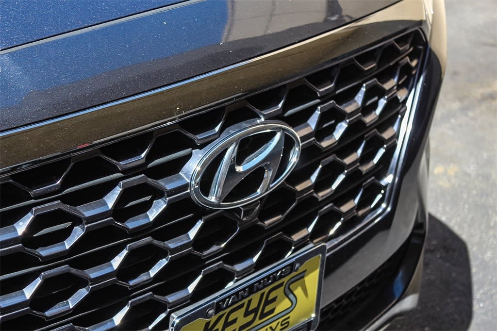 2020 Hyundai Santa Fe Limited 23