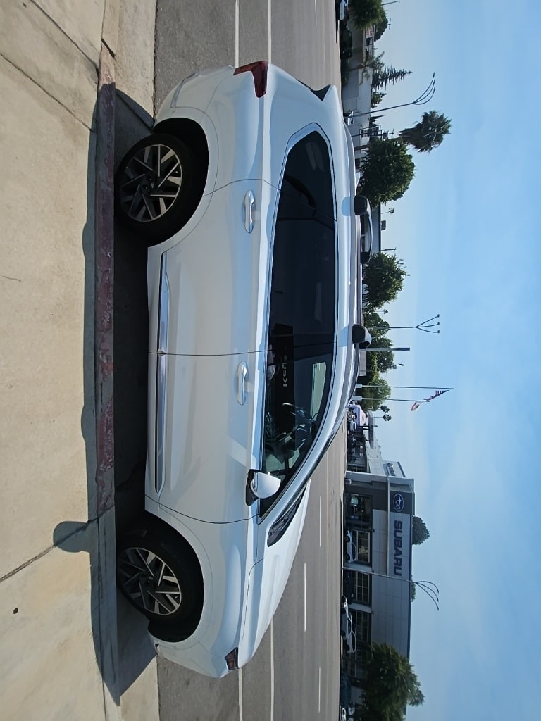 Thumbnail: 2022 Hyundai Santa Fe - 9