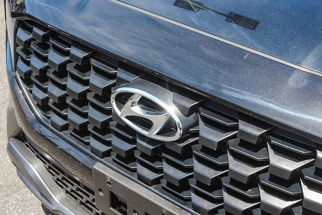 Thumbnail: 2023 Hyundai Santa Fe - 21