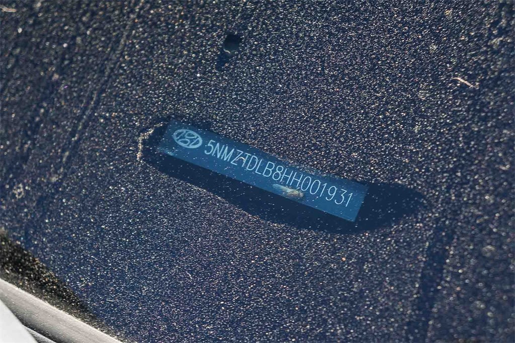 Thumbnail: 2017 Hyundai Santa Fe - 32