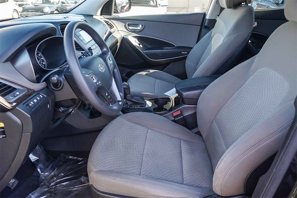 Thumbnail: 2017 Hyundai Santa Fe - 11