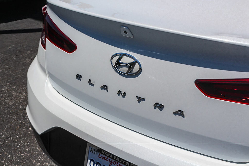 Thumbnail: 2020 Hyundai Elantra - 20