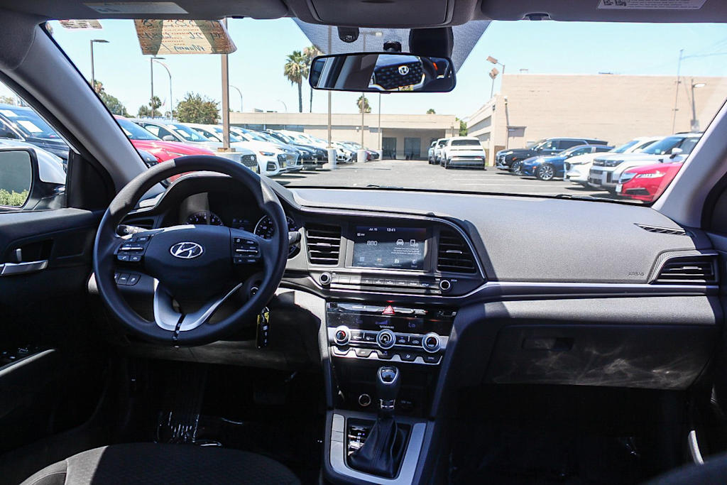 Thumbnail: 2020 Hyundai Elantra - 2