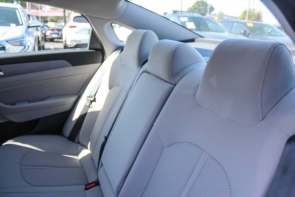 Thumbnail: 2019 Hyundai Sonata - 10