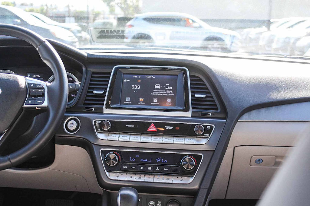 Thumbnail: 2019 Hyundai Sonata - 13