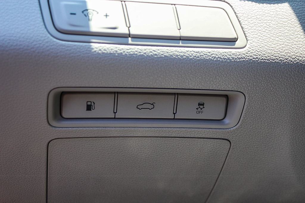 Thumbnail: 2016 Hyundai Sonata - 30