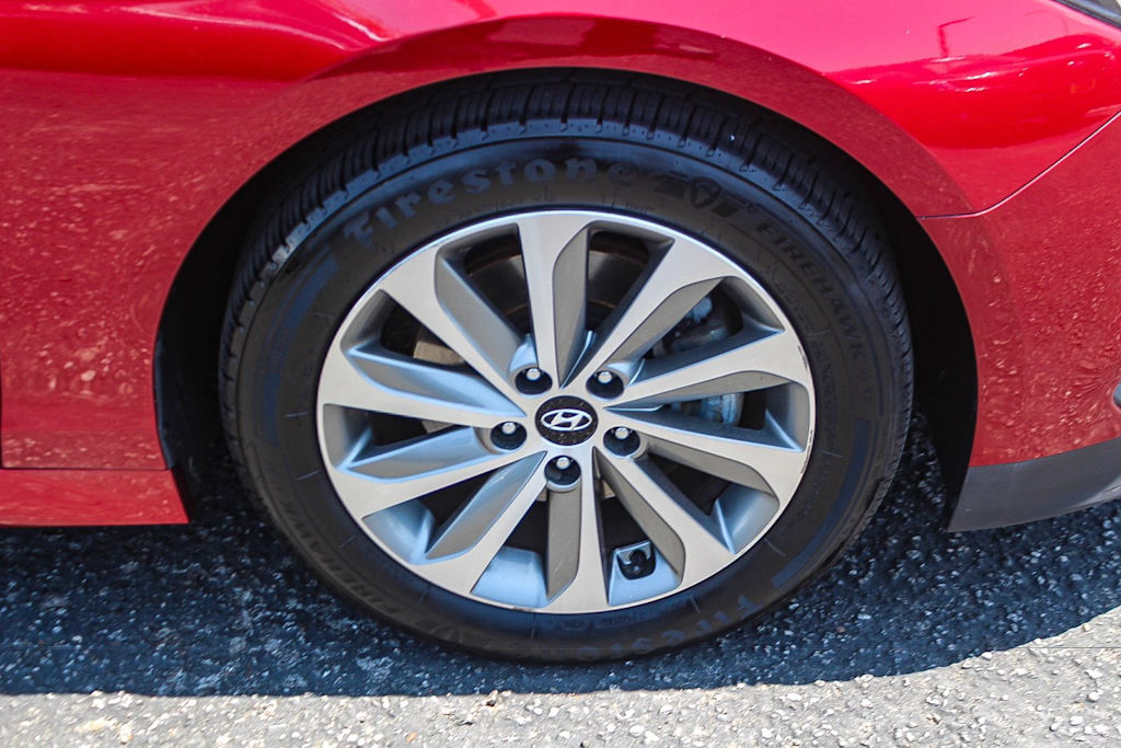 Thumbnail: 2016 Hyundai Sonata - 23