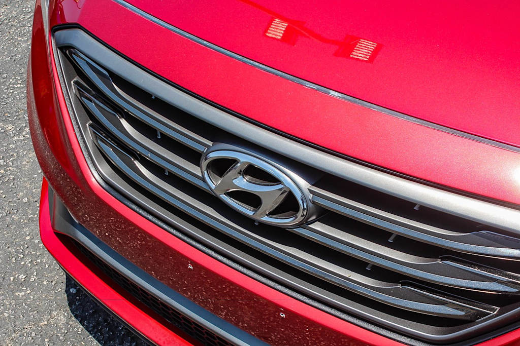 Thumbnail: 2016 Hyundai Sonata - 26