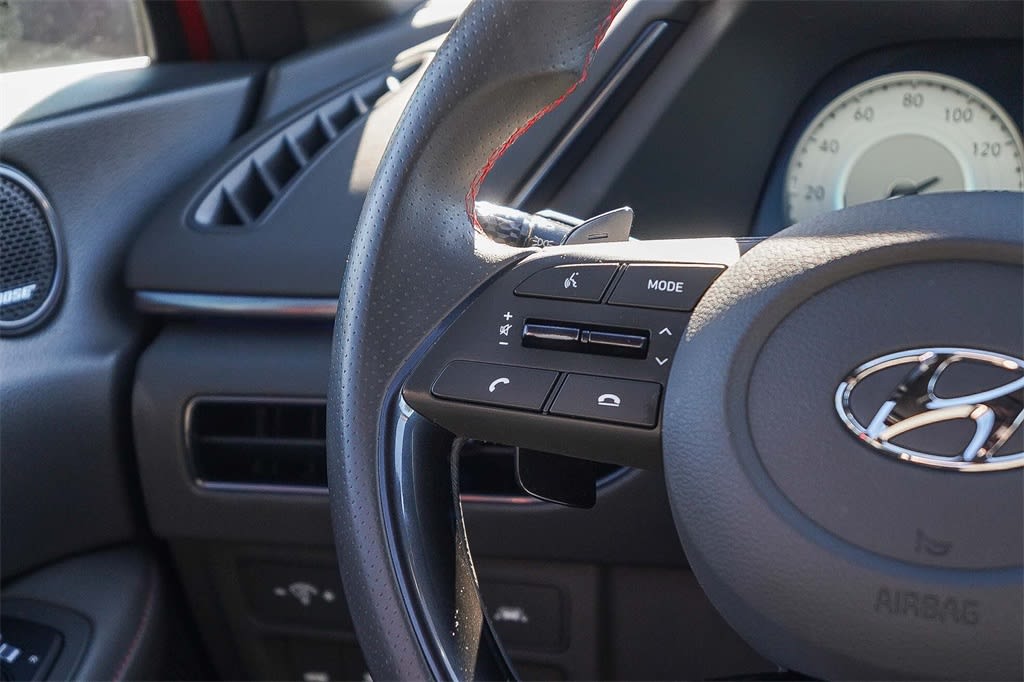 Thumbnail: 2021 Hyundai Sonata - 25