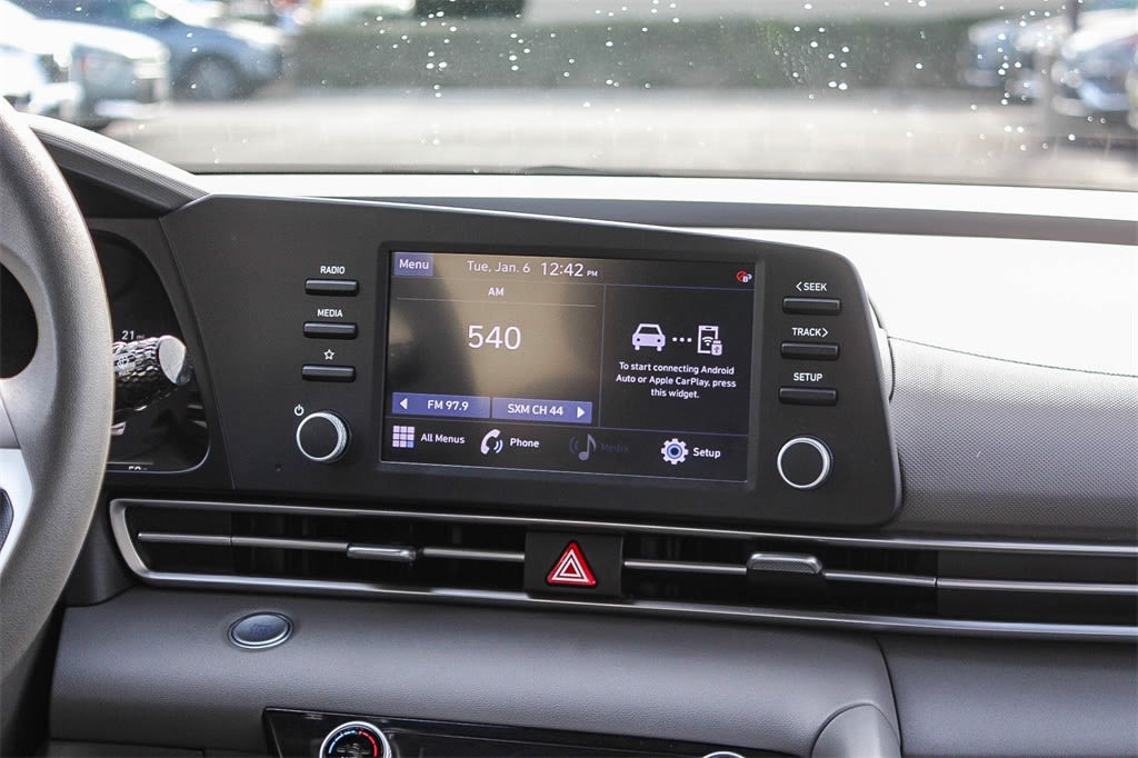 Thumbnail: 2023 Hyundai Elantra - 25