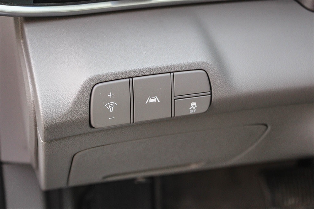 Thumbnail: 2023 Hyundai Elantra - 28