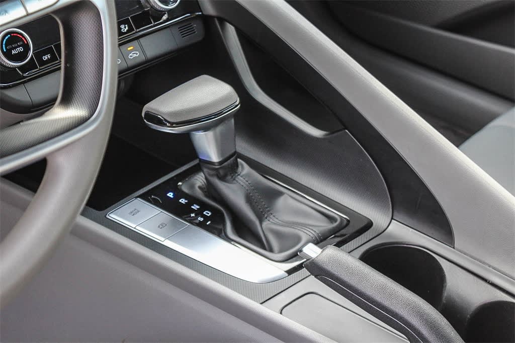 Thumbnail: 2023 Hyundai Elantra - 14