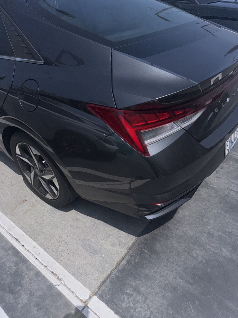 2022 Hyundai Elantra SEL 17