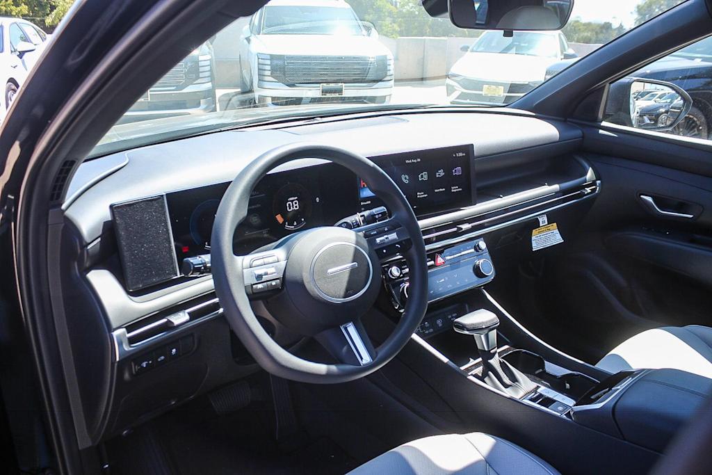 Thumbnail: 2026 Hyundai Santa Cruz - 24