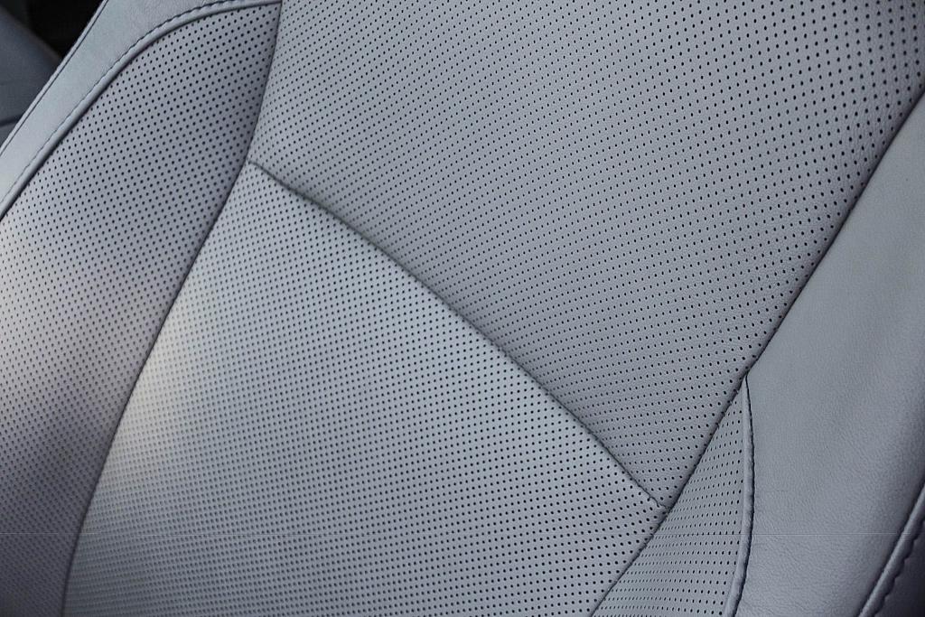 Thumbnail: 2017 Toyota Highlander - 11