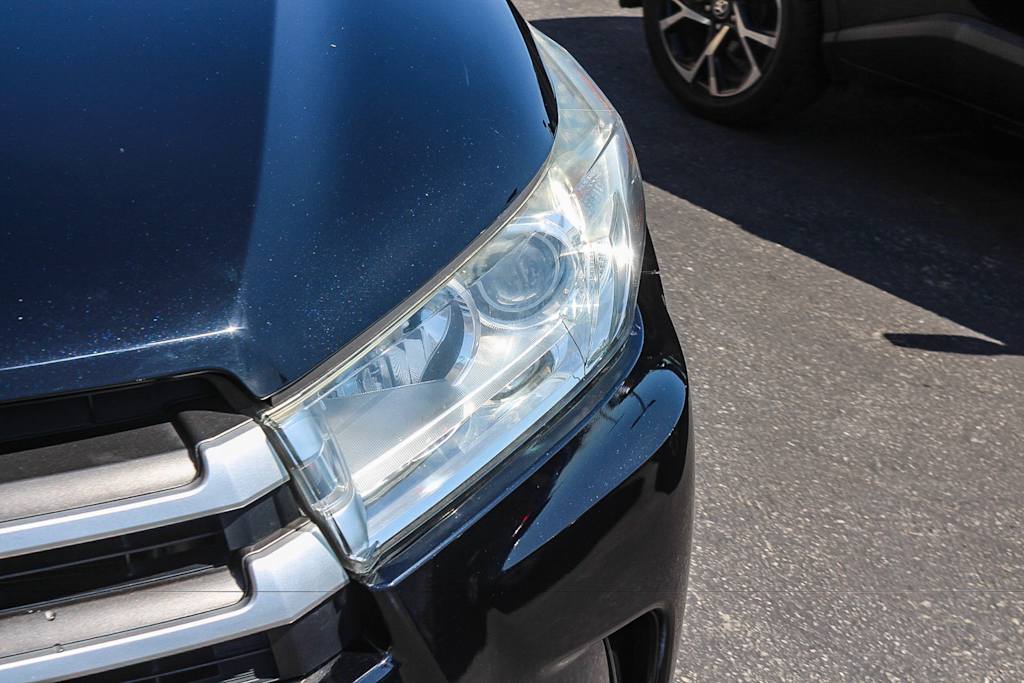 Thumbnail: 2019 Toyota Highlander - 15