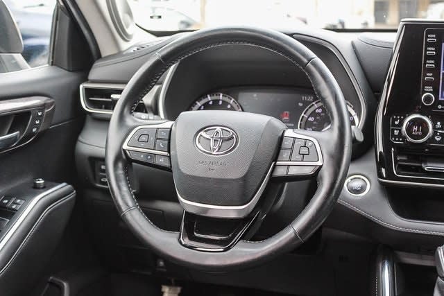 2022 Toyota Highlander Limited 2