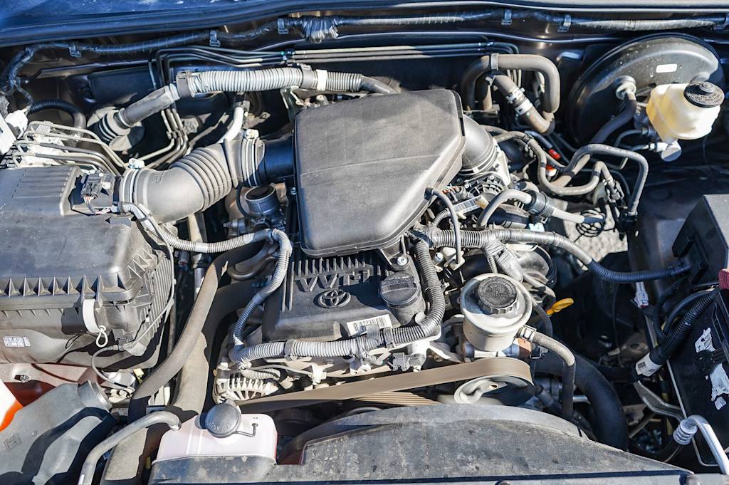 Thumbnail: 2013 Toyota Tacoma - 8