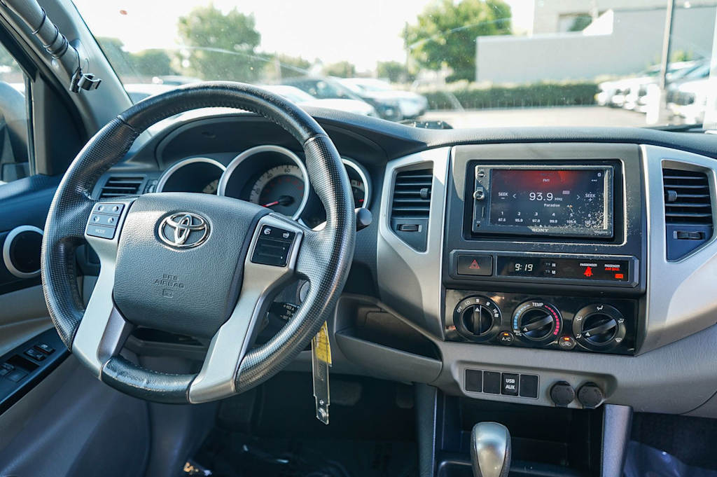 Thumbnail: 2013 Toyota Tacoma - 2