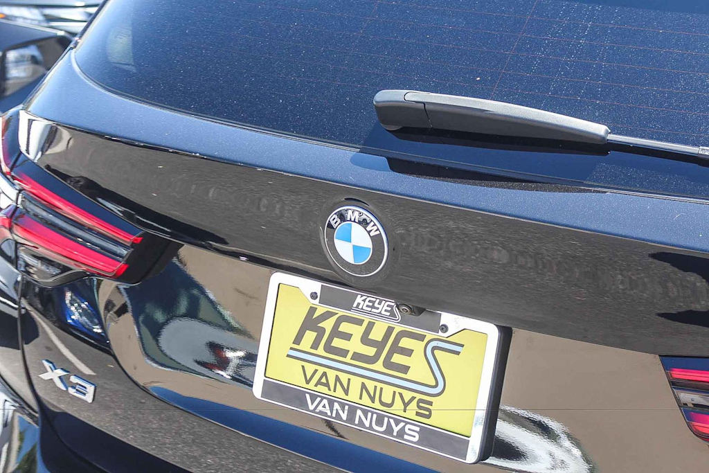 Thumbnail: 2023 BMW X3 - 6