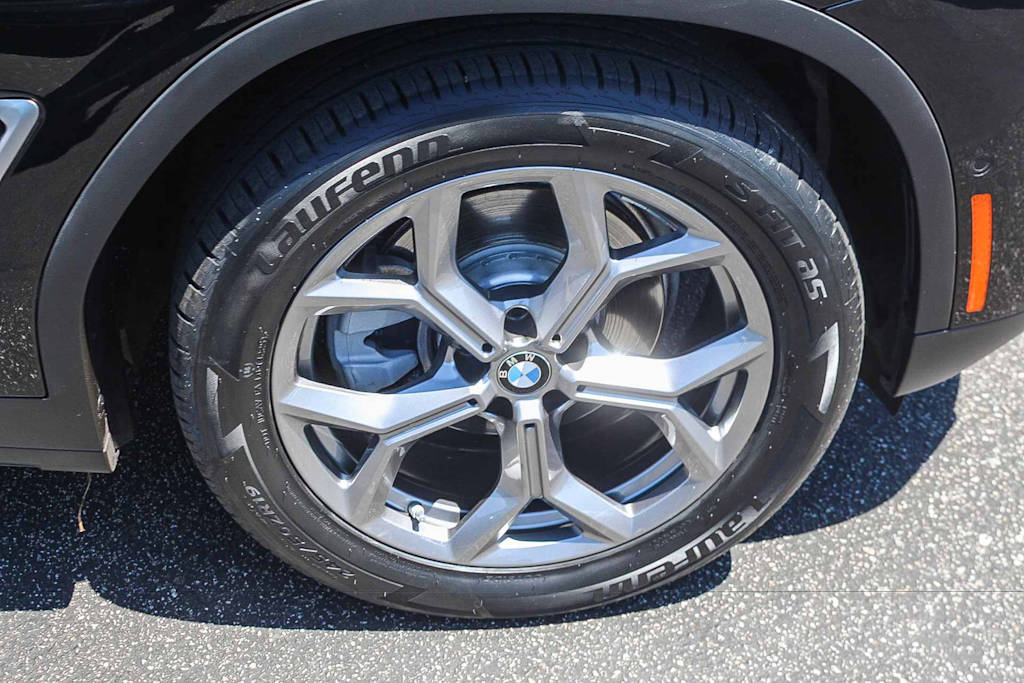 Thumbnail: 2023 BMW X3 - 21