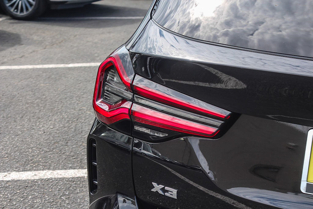 Thumbnail: 2023 BMW X3 - 22