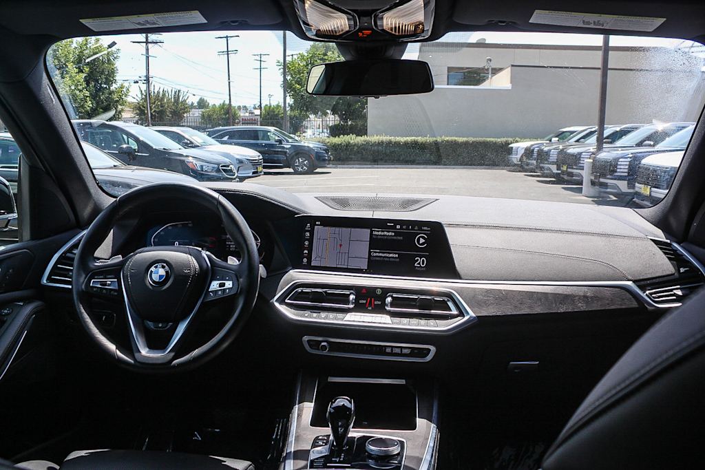 Thumbnail: 2023 BMW X5 - 2