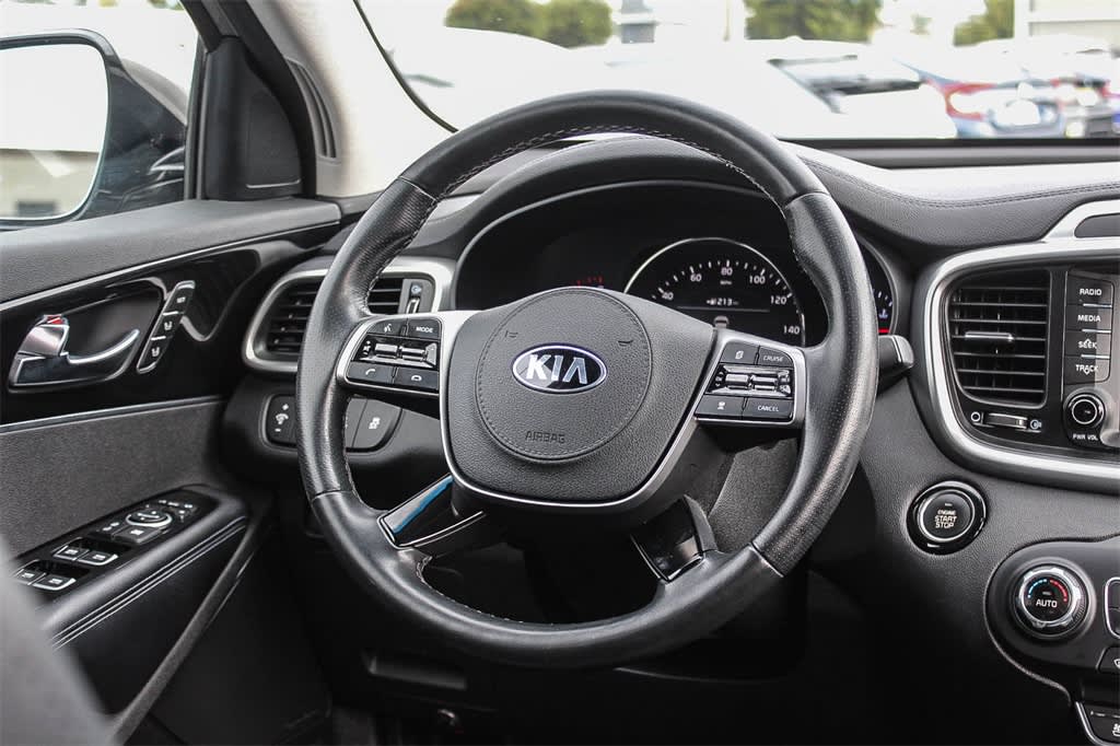 Thumbnail: 2019 Kia Sorento - 8