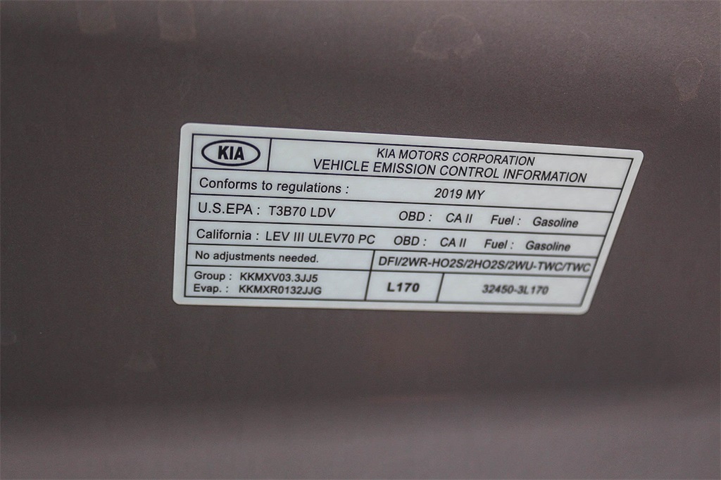 Thumbnail: 2019 Kia Sorento - 17