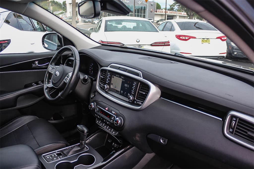 Thumbnail: 2019 Kia Sorento - 11