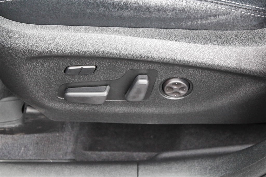 Thumbnail: 2019 Kia Sorento - 26