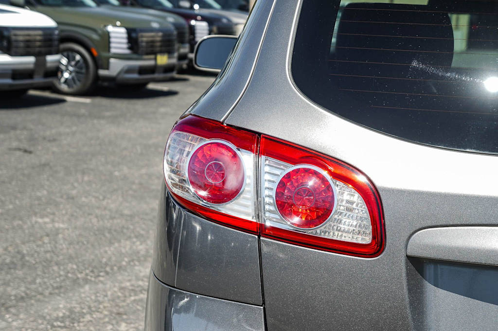 Thumbnail: 2012 Hyundai Santa Fe - 20