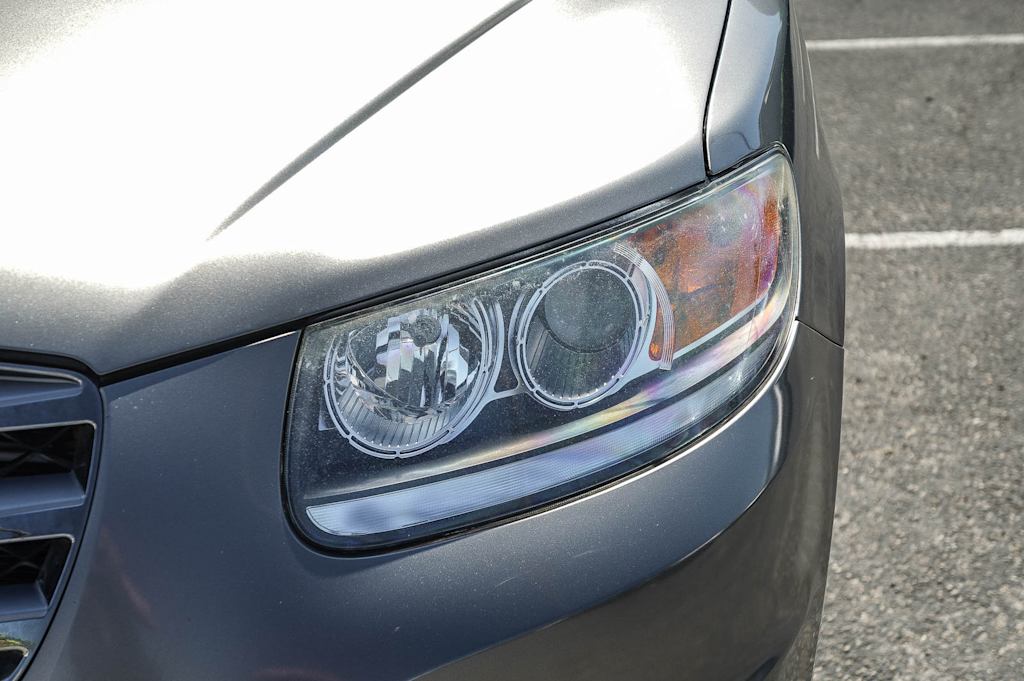 Thumbnail: 2012 Hyundai Santa Fe - 21