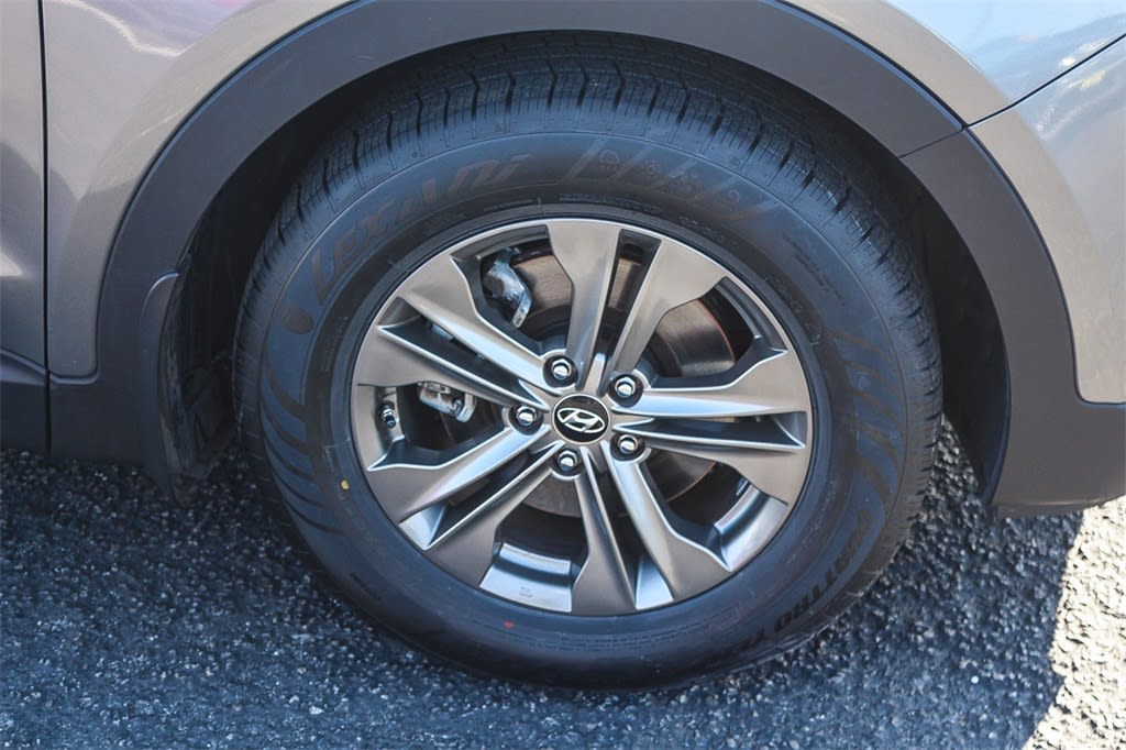 Thumbnail: 2014 Hyundai Santa Fe - 21