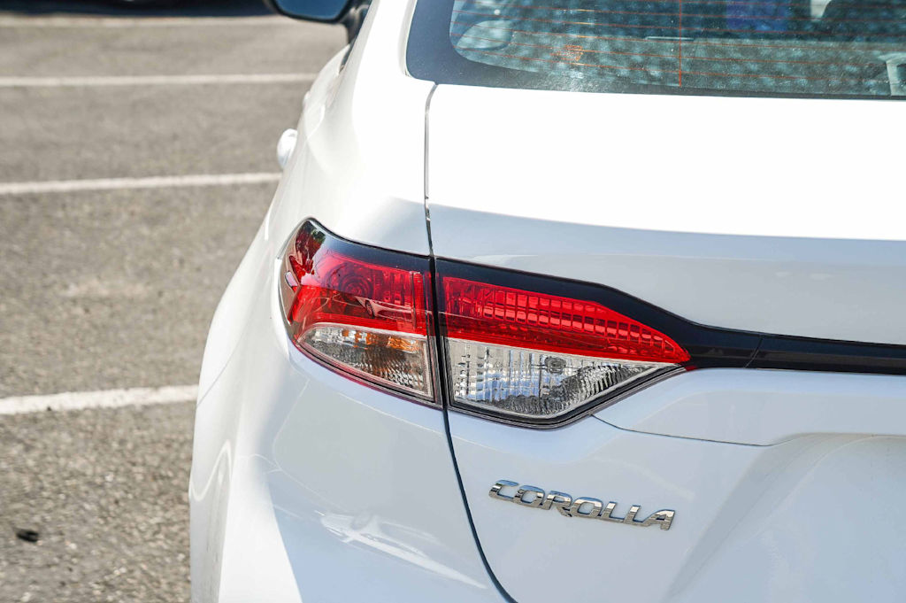 Thumbnail: 2023 Toyota Corolla - 19